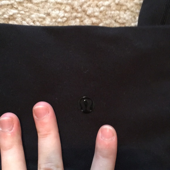 SOLD Lululemon Second Chance Blk Mesh Side Legging - Picture 3 of 4